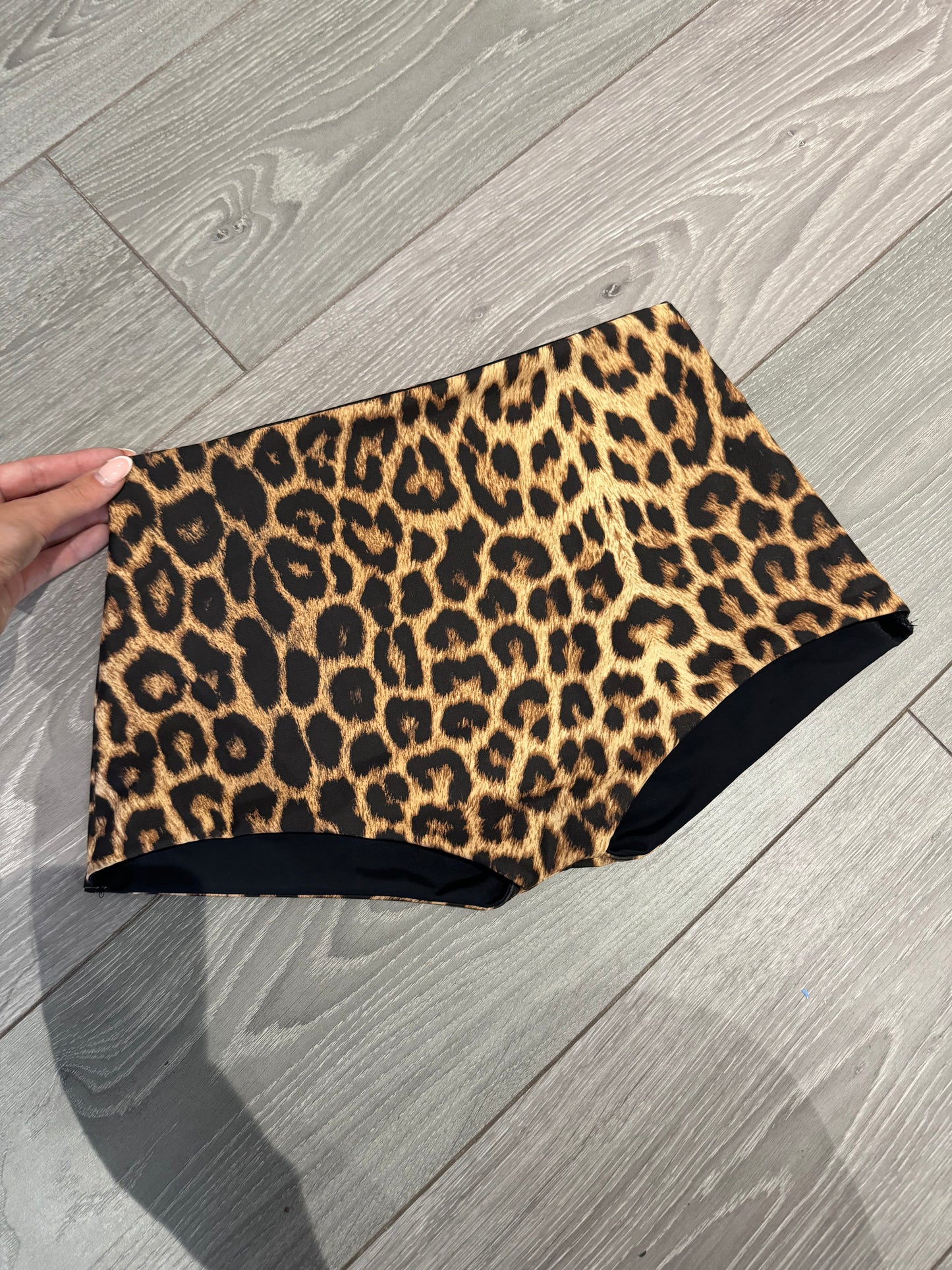 Low rise leopard mini boxer shorts